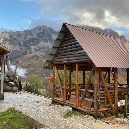 Guest House Kukaj Valbone Exteriér fotografie