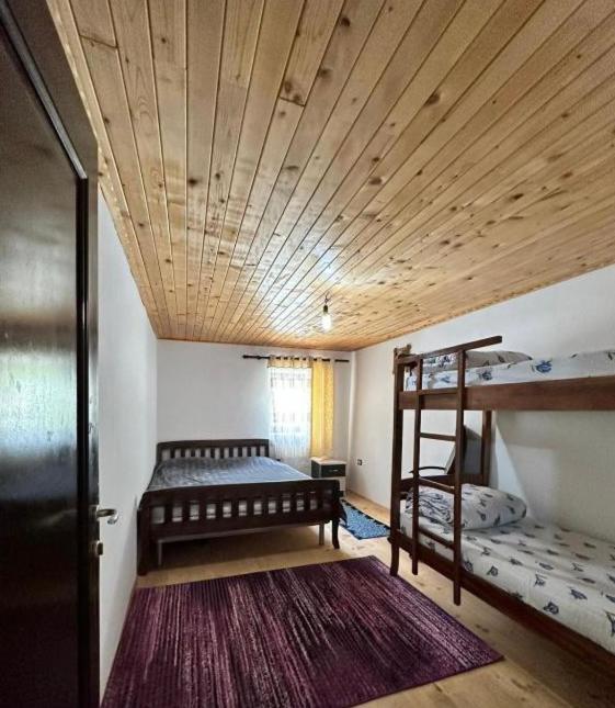 Guest House Kukaj Valbone Exteriér fotografie