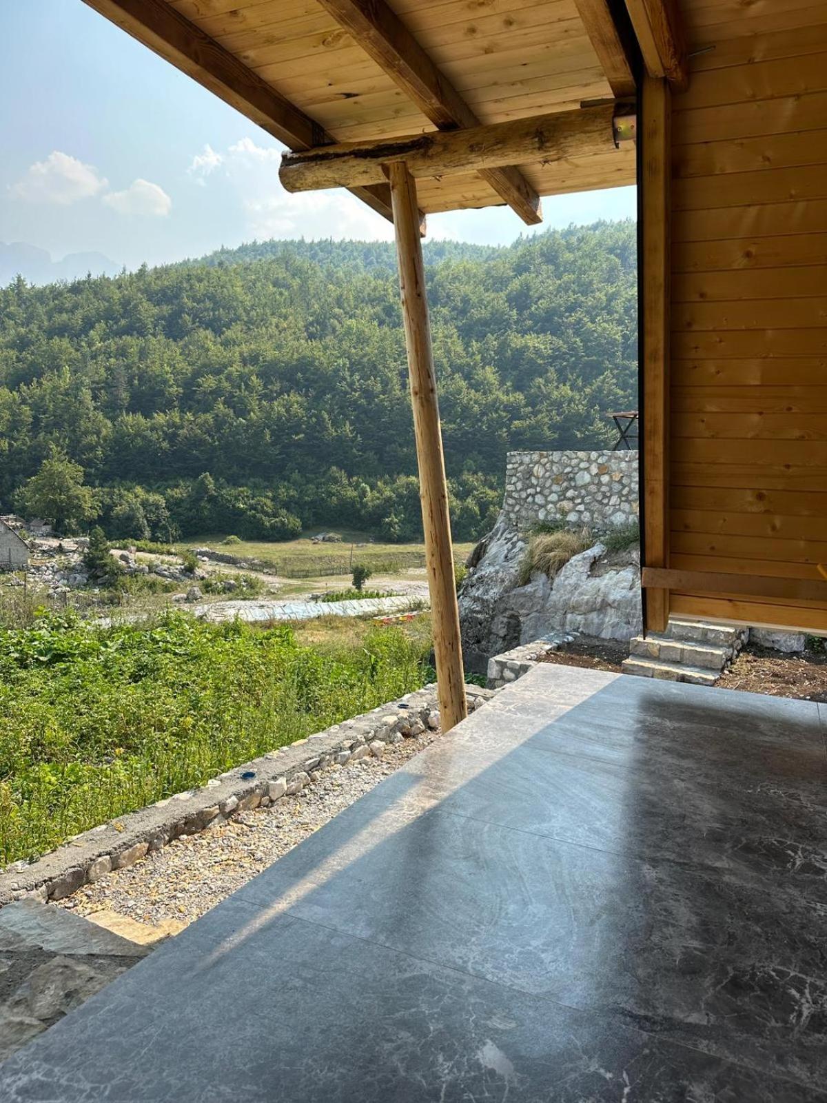 Guest House Kukaj Valbone Exteriér fotografie