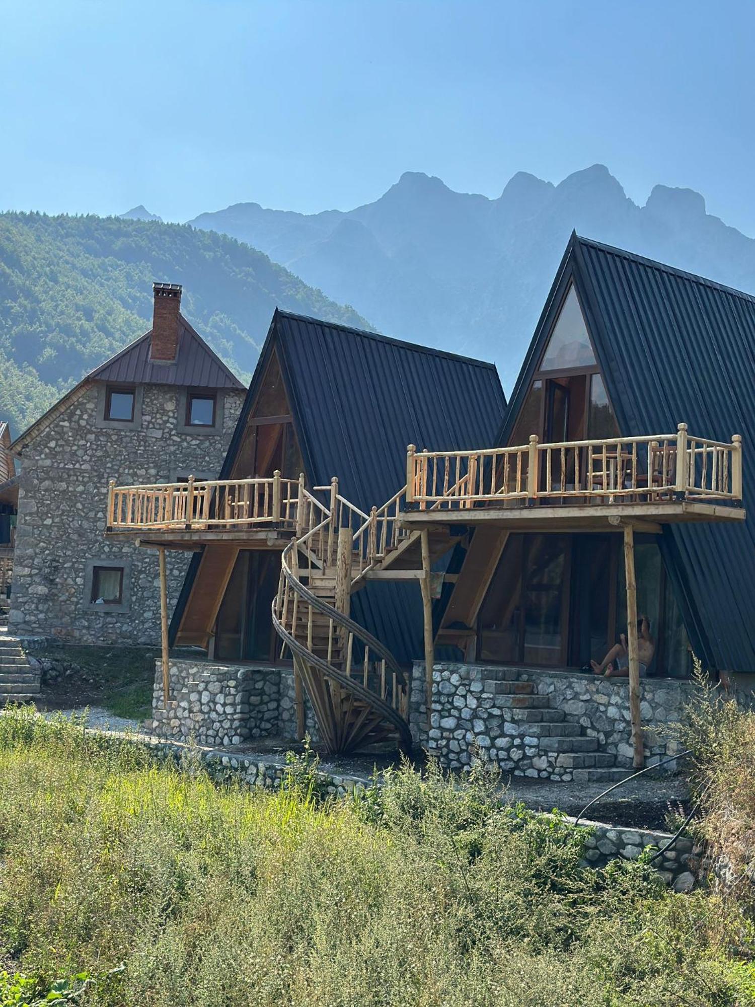 Guest House Kukaj Valbone Exteriér fotografie